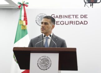 Detienen en Morelos a funcionarios vinculados al crim€n organizado
