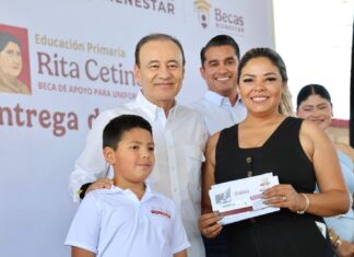 Arranca Gobernador entrega de becas Rita Cetina en primarias públicas